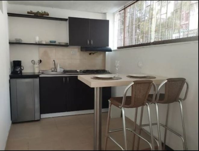 Apartamento de 9 alcobas en venta en La Macarena, Bogotá, 191 m² · foto 3 de 18