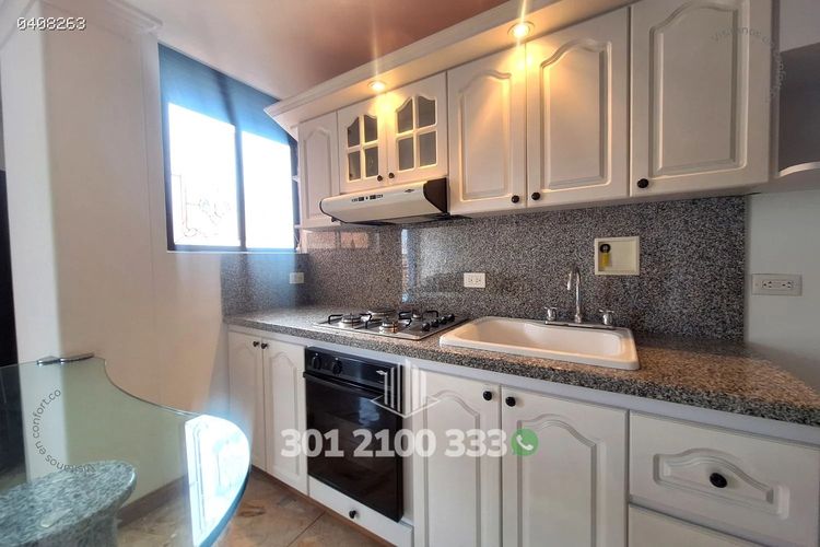 Apartamento de 1 alcoba en arriendo en Los Colores, Medellín, 51 m² · foto 9 de 16