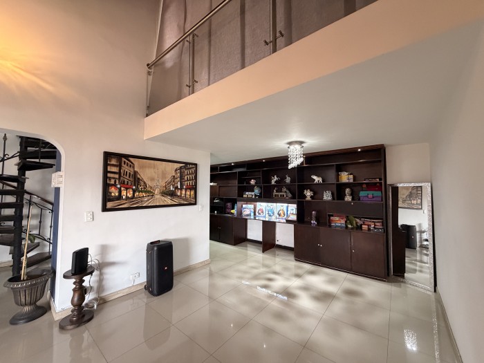 Apartamento en venta en El Poblado, Medellín · foto 7 de 24