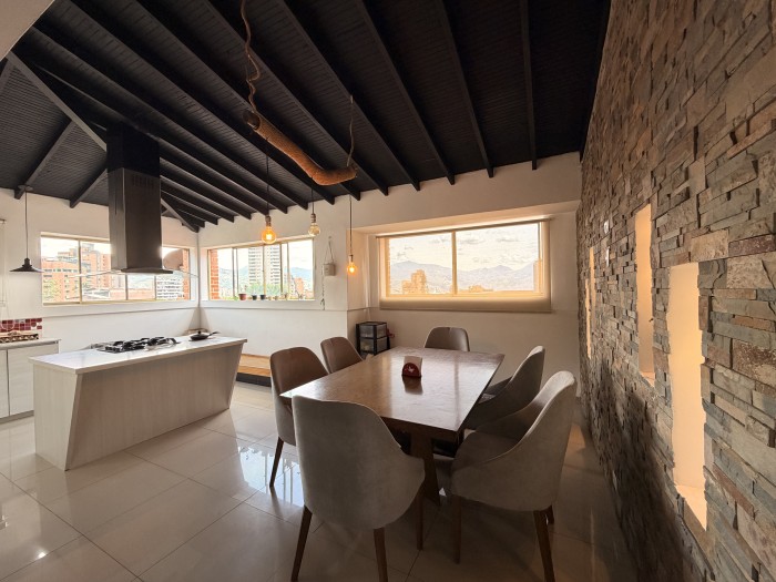Apartamento en venta en El Poblado, Medellín · foto 12 de 24