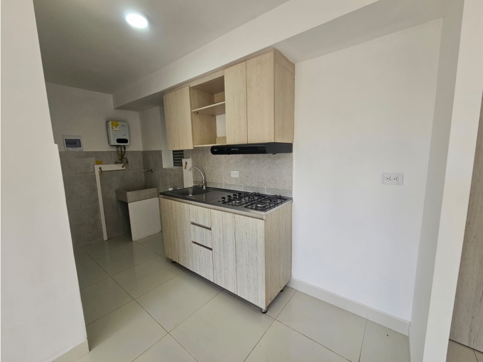 Apartamento en venta en Caqueta, La Estrella · foto 2 de 24