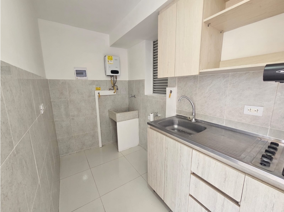 Apartamento en venta en Caqueta, La Estrella · foto 3 de 24