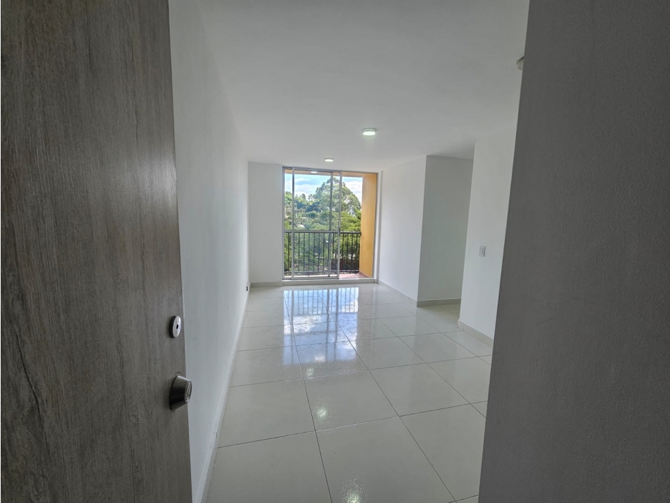 Apartamento en venta en Caqueta, La Estrella · foto 4 de 24