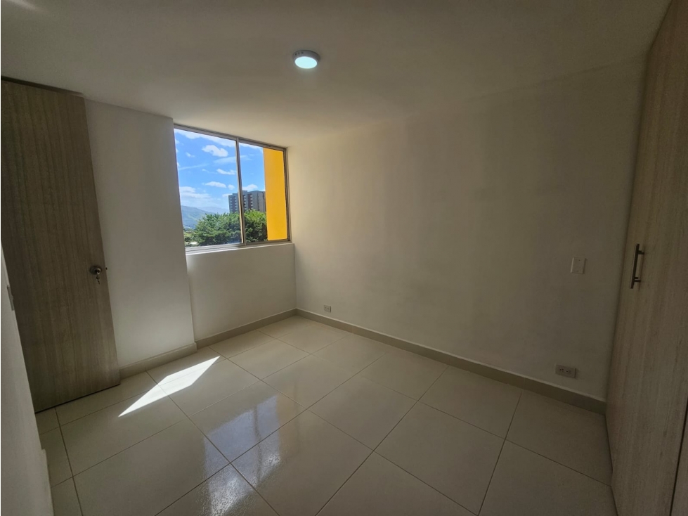 Apartamento en venta en Caqueta, La Estrella · foto 20 de 24