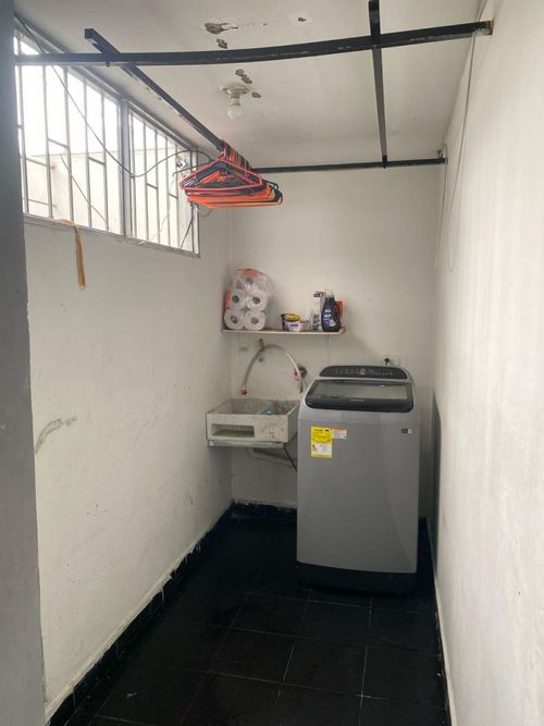 Apartamento de 3 alcobas en venta en Murillo Toro, Bogotá, 57 m² · foto 12 de 13