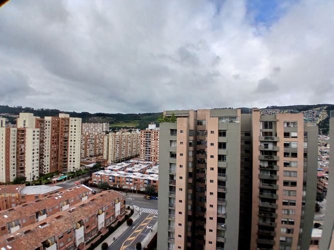 Apartamento de 3 alcobas en venta en Villas De Aranjuez, Bogotá, 168 m² · foto 2 de 22