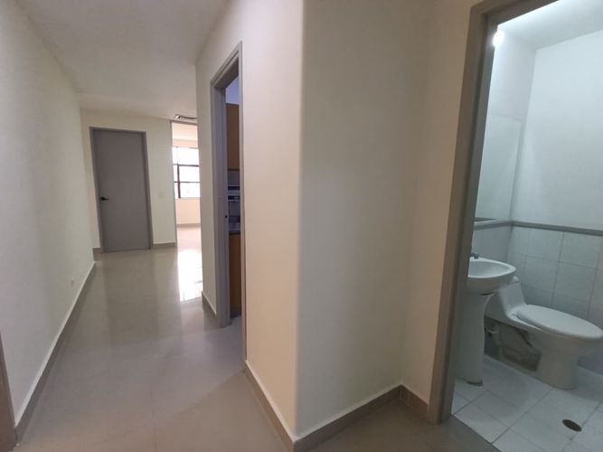 Oficina en arriendo en El Poblado, Medellín, 88 m² · foto 14 de 20