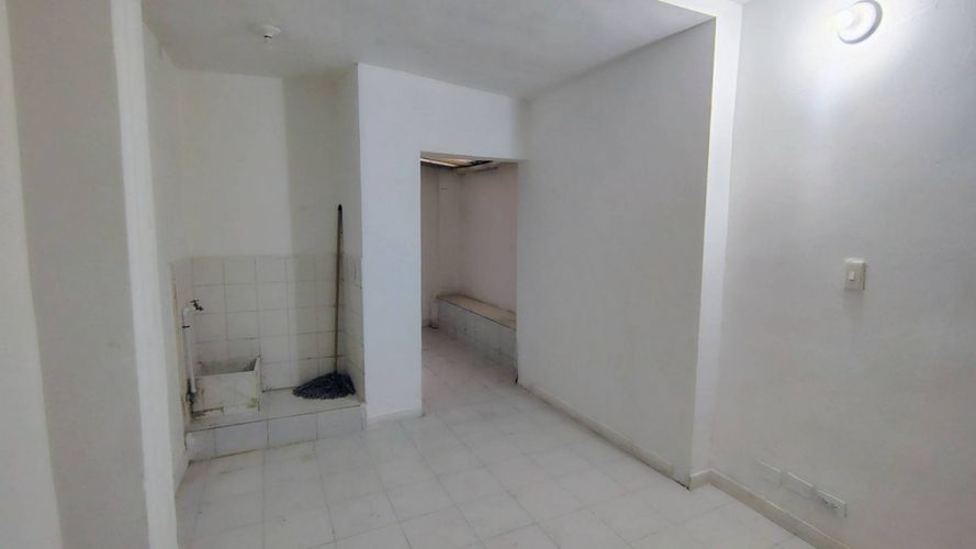 Local en arriendo en Boston, Medellín, 50 m² · foto 17 de 24