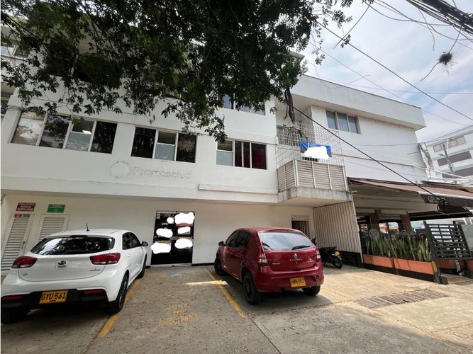 Edificio en venta en San Vicente, Cali, 1100 m² · foto 2 de 24