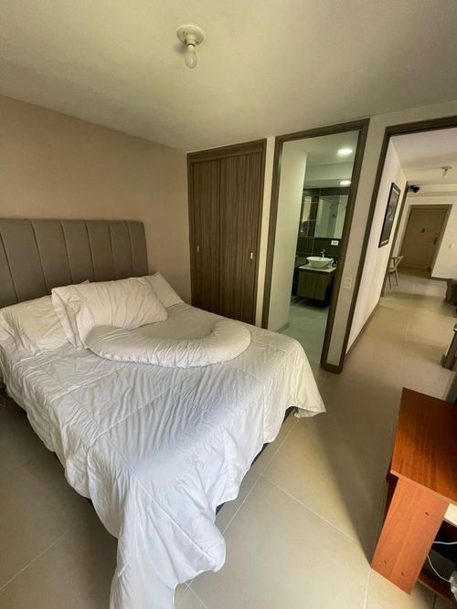 Apartamento de 2 alcobas en venta en Lorena, Medellín, 78 m² · foto 7 de 14