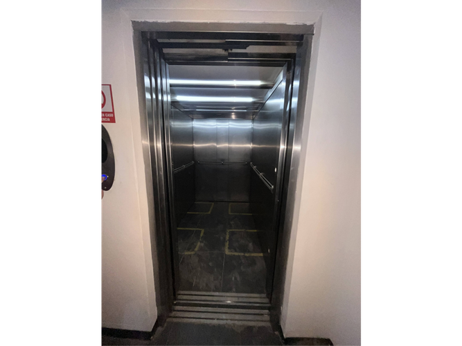 Edificio en venta en San Vicente, Cali, 1100 m² · foto 4 de 24