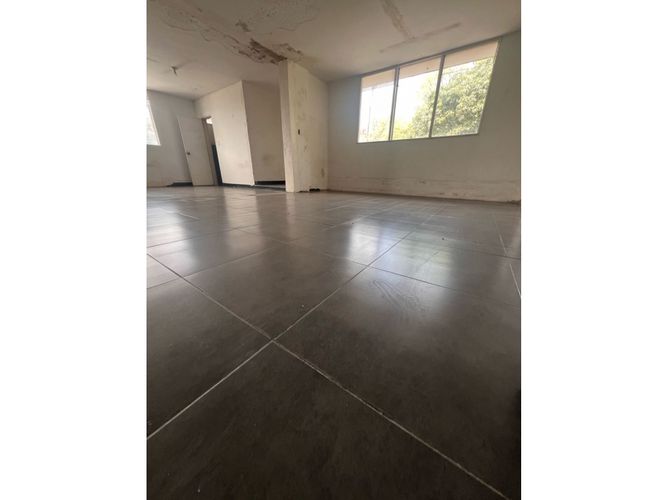 Edificio en venta en San Vicente, Cali, 1100 m² · foto 17 de 24