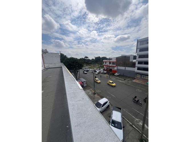 Edificio en venta en San Vicente, Cali, 1100 m² · foto 21 de 24