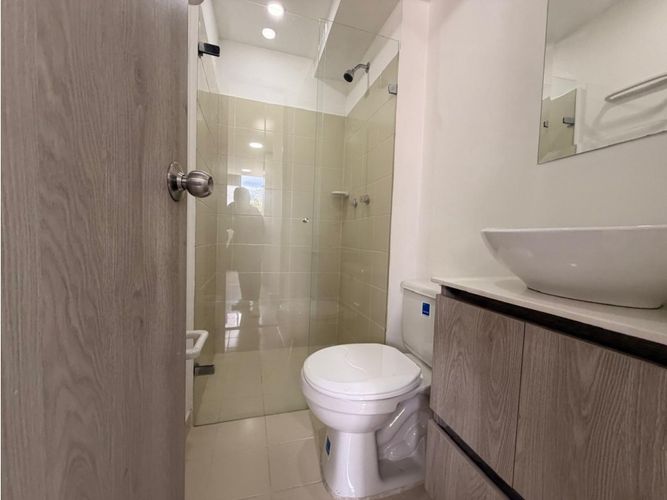 Apartamento de 2 alcobas en venta en Loma De San Jose, Sabaneta, 48 m² · foto 6 de 18