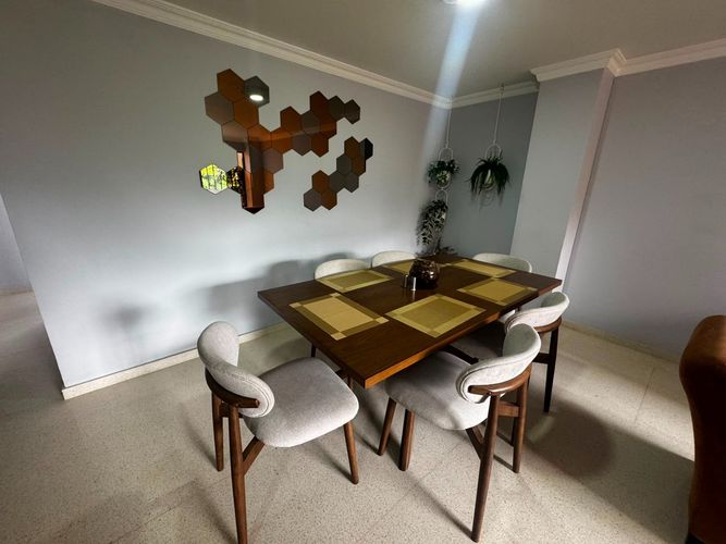 Apartamento de 3 alcobas en arriendo en Laureles, Medellín, 105 m² · foto 5 de 14