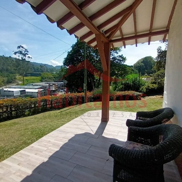 2BR House in Llano Grande (120 m²) - 2