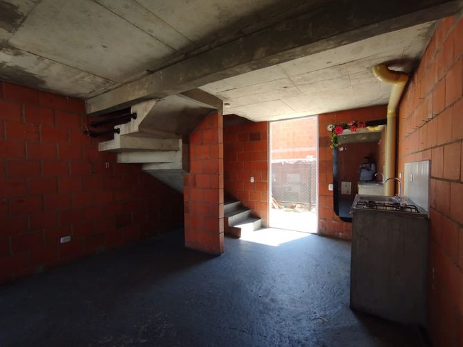 Casa de 2 alcobas en venta en Belalcazar, Cali, 60 m² · foto 5 de 23