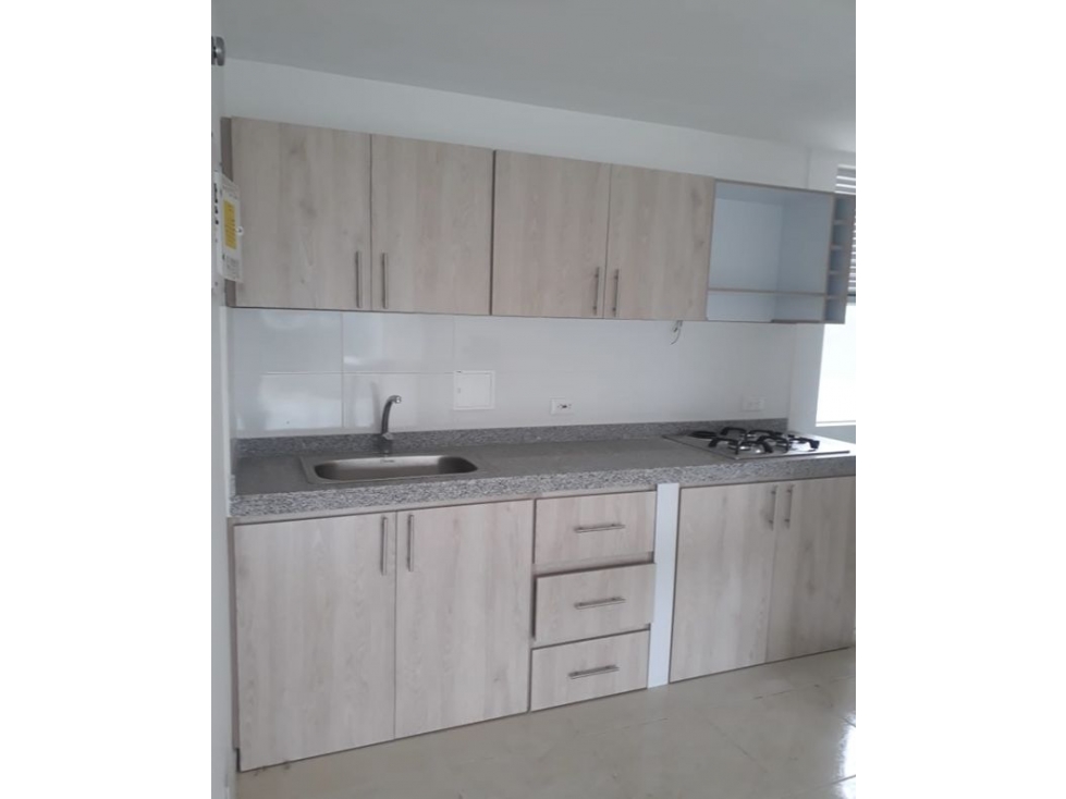Apartamento en venta en El Refugio, Cali · foto 5 de 10