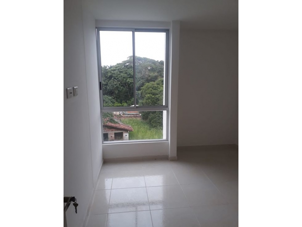 Apartamento en venta en El Refugio, Cali · foto 8 de 10