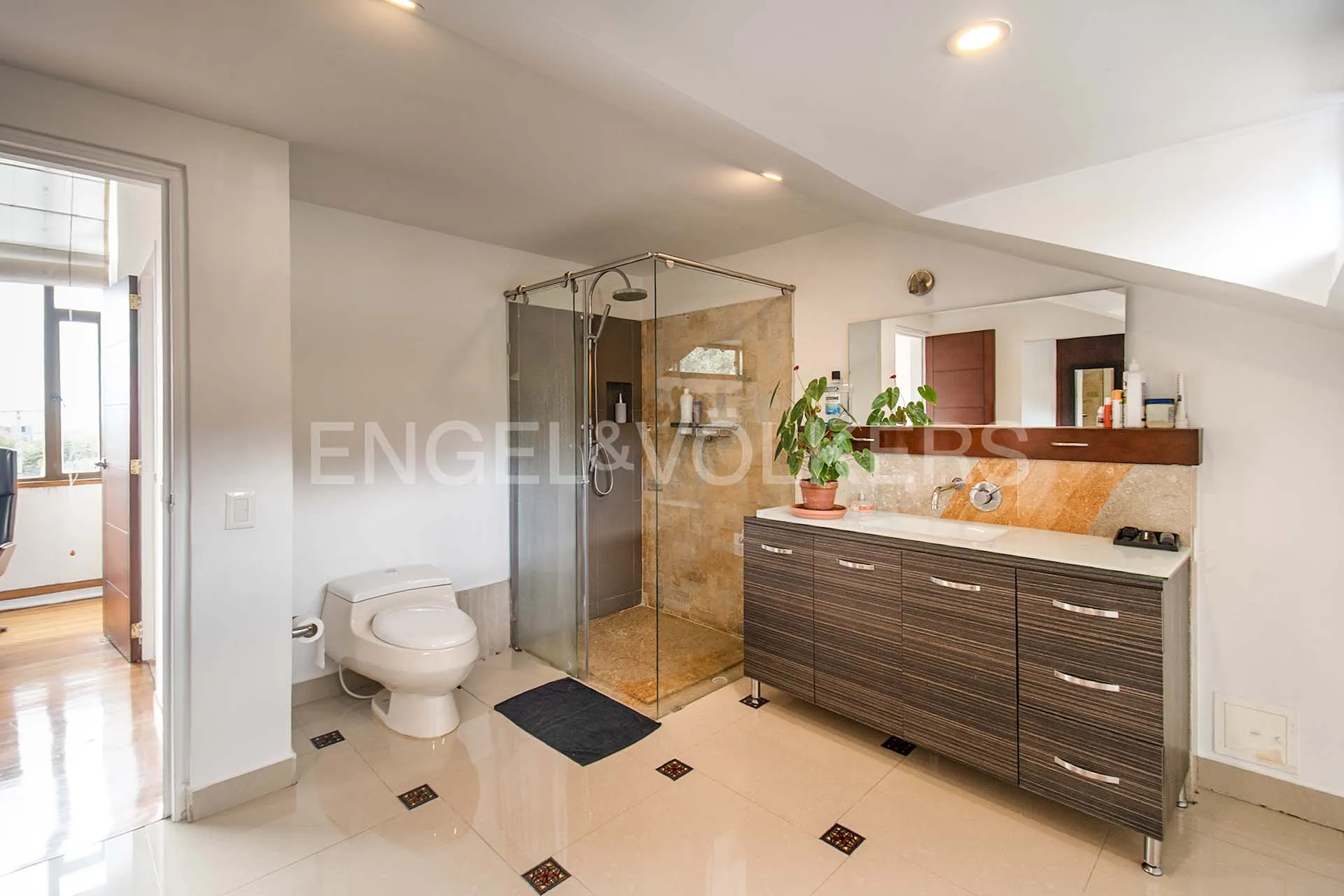 Casa en venta en Santa Barbara Alta, Bogotá · foto 8 de 12