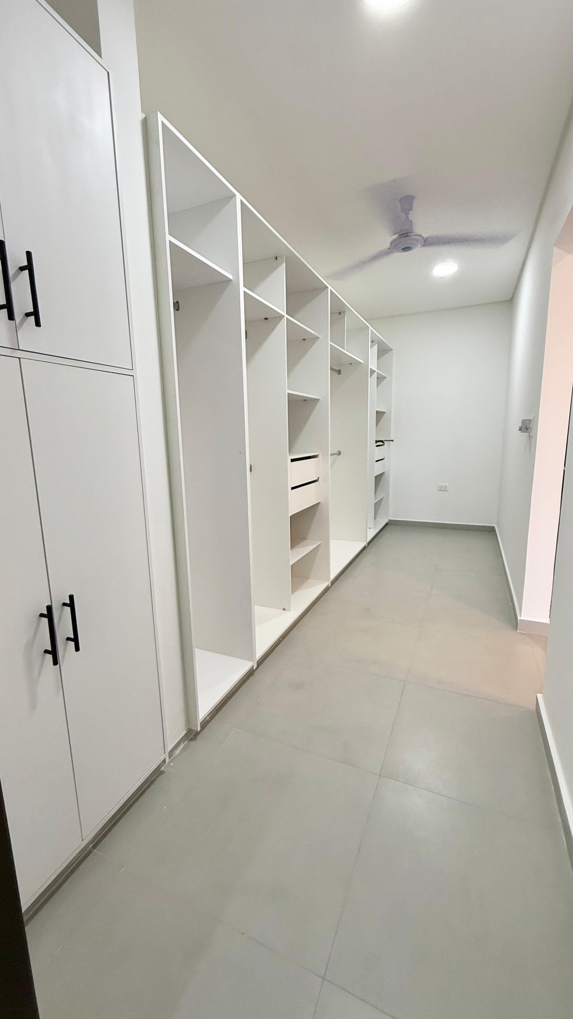 ALQUILO HERMOSA DUPLEX PAREADA ZONA AEROPUERTO — foto 2