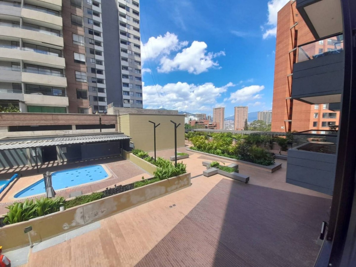 1BR Apartment in El tesoro (62 m²) - 2