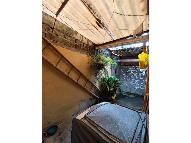Casa de 4 alcobas en venta en Guayaquil, Armenia, 100 m² · foto 11 de 11