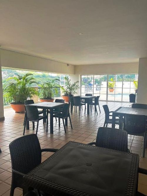 Apartamento de 4 alcobas en venta en Bellavista, Cali, 319 m² · foto 5 de 24