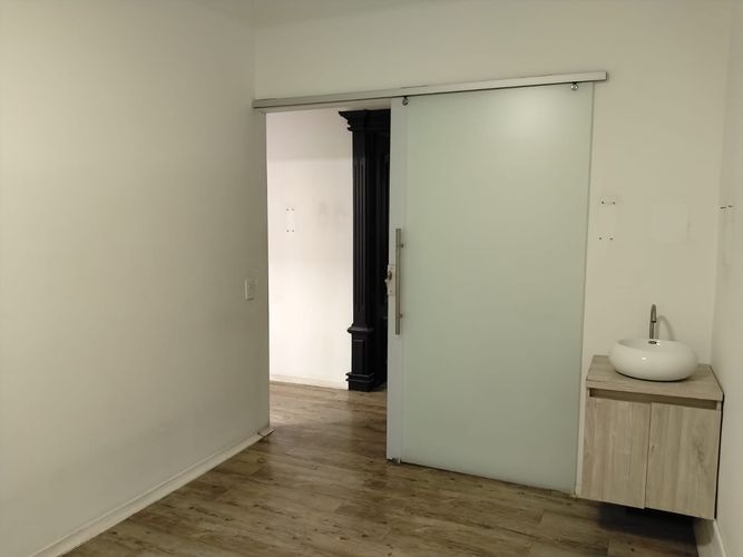 Oficina en arriendo en El Poblado, Medellín, 604 m² · foto 10 de 17