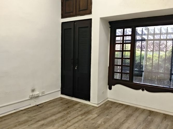Oficina en arriendo en El Poblado, Medellín, 604 m² · foto 3 de 17