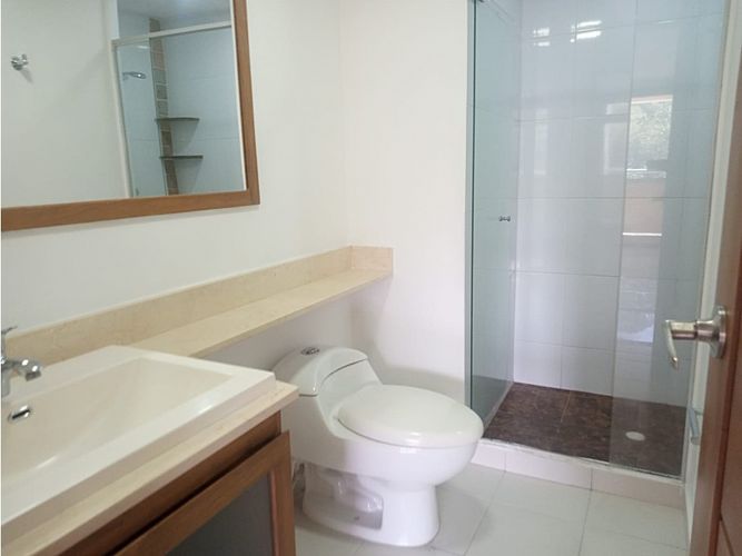 Apartamento de 3 alcobas en venta en Las Lomitas, Itagüí, 110 m² · foto 7 de 13