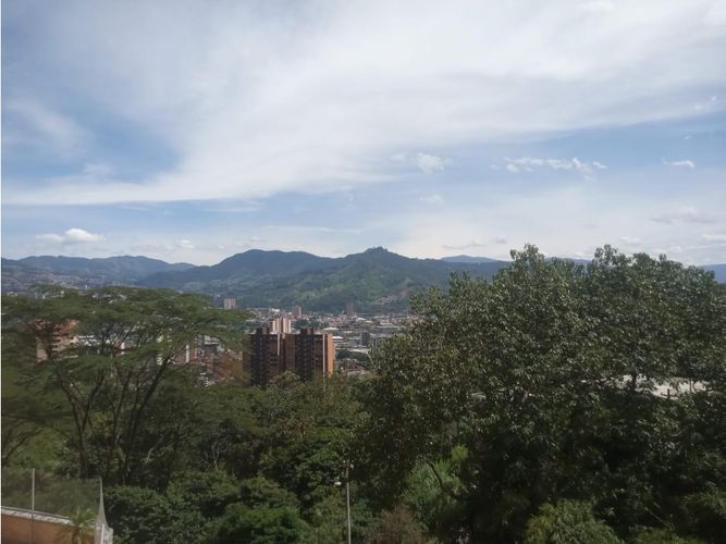 Apartamento de 3 alcobas en venta en Las Lomitas, Itagüí, 110 m² · foto 13 de 13