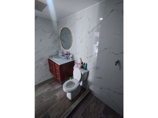 Apartamento de 4 alcobas en venta en La Flora, Cali, 98 m² · foto 9 de 24