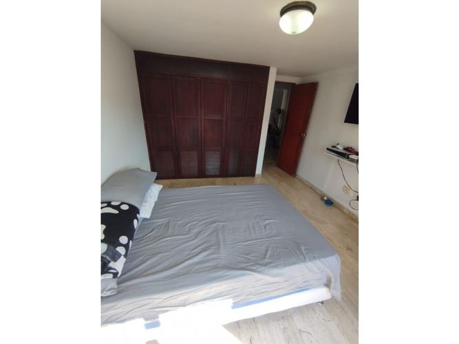 Apartamento de 4 alcobas en venta en La Flora, Cali, 98 m² · foto 14 de 24
