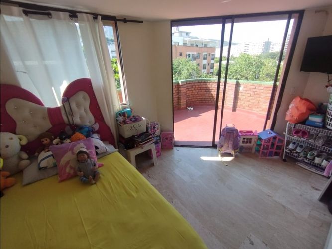 Apartamento de 4 alcobas en venta en La Flora, Cali, 98 m² · foto 19 de 24