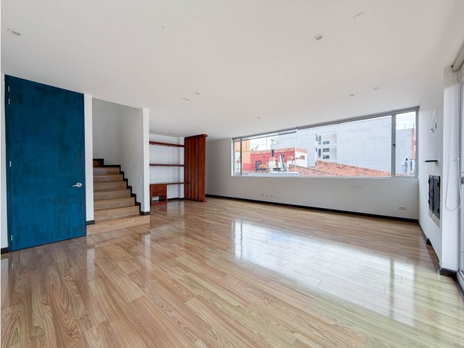 Apartamento de 3 alcobas en venta en Chicó Navarra, Bogotá, 156 m² · foto 3 de 12