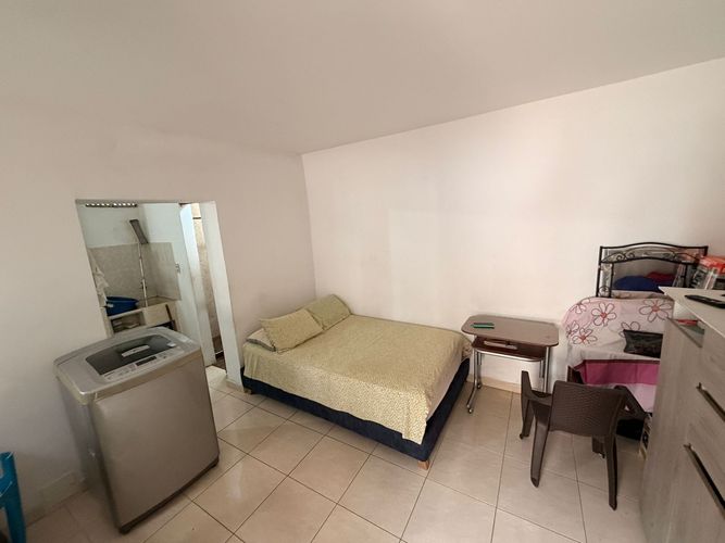 Casa de 12 alcobas en venta en Fatima, Cali, 246 m² · foto 2 de 12