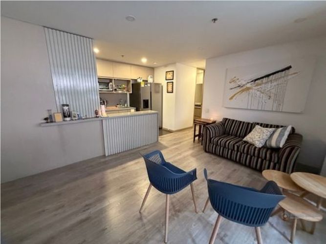 Apartamento de 2 alcobas en venta en El Poblado, Medellín, 90 m² · foto 3 de 24