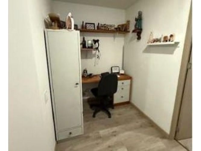 Apartamento de 2 alcobas en venta en El Poblado, Medellín, 90 m² · foto 10 de 24