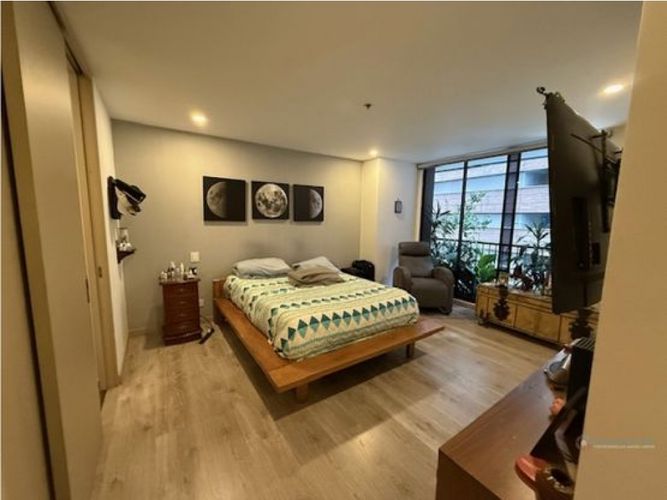 Apartamento de 2 alcobas en venta en El Poblado, Medellín, 90 m² · foto 11 de 24