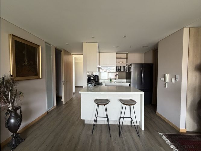 Apartamento de 2 alcobas en venta en Los Naranjos, Medellín, 91 m² · foto 7 de 10