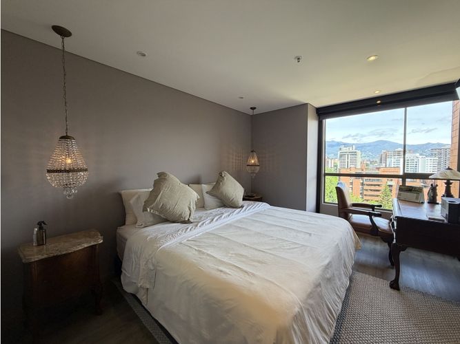 Apartamento de 2 alcobas en venta en Los Naranjos, Medellín, 91 m² · foto 8 de 10