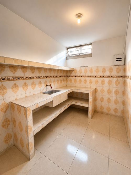 Casa de 6 alcobas en venta en Guillermo Valencia, Cali, 300 m² · foto 2 de 14