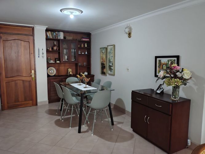Apartamento de 2 alcobas en venta en Laureles, Medellín, 87 m² · foto 2 de 20