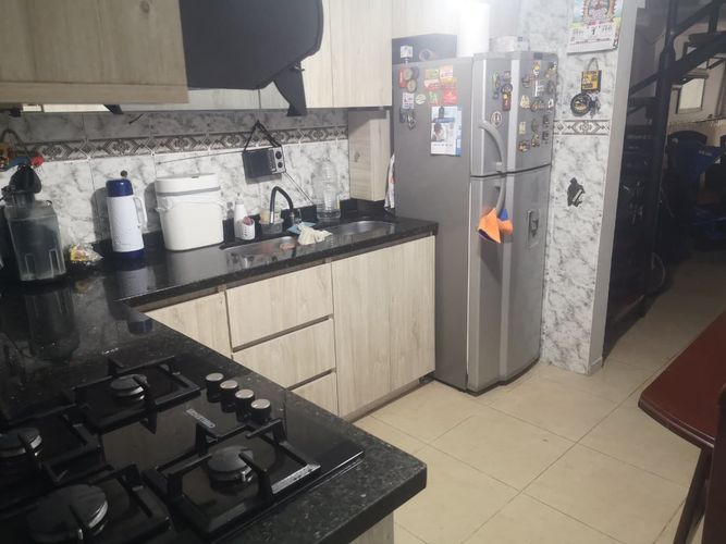 Apartamento de 5 alcobas en venta en La Enea, Manizales, 150 m² · foto 7 de 13