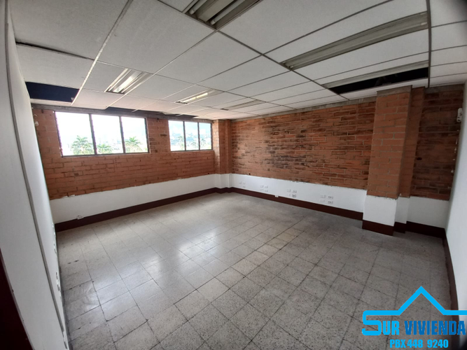 Oficina en arriendo en Zona Centro, Envigado, 480 m² · foto 6 de 24