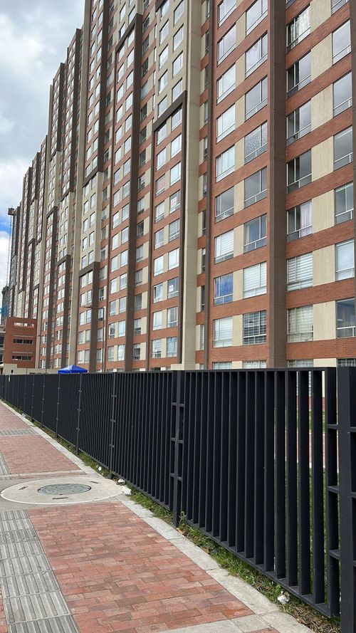 Apartaestudio en venta en El Redil, Bogotá, 35 m² · foto 19 de 20