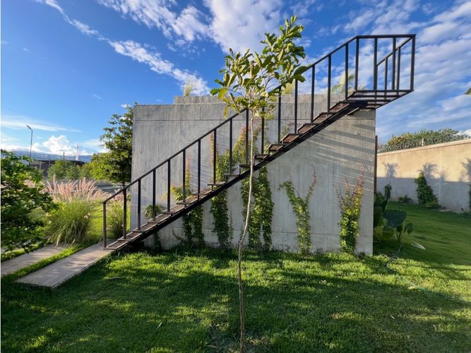 Casa de 3 alcobas en venta en Rozo, Palmira, 230 m² · foto 2 de 13