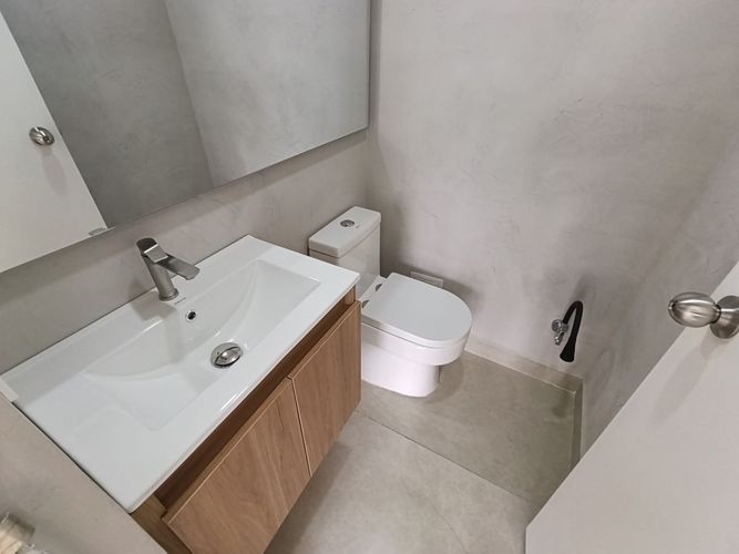 Oficina en arriendo en El Poblado, Medellín, 37 m² · foto 7 de 11
