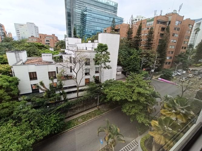 Oficina en arriendo en El Poblado, Medellín, 37 m² · foto 9 de 11